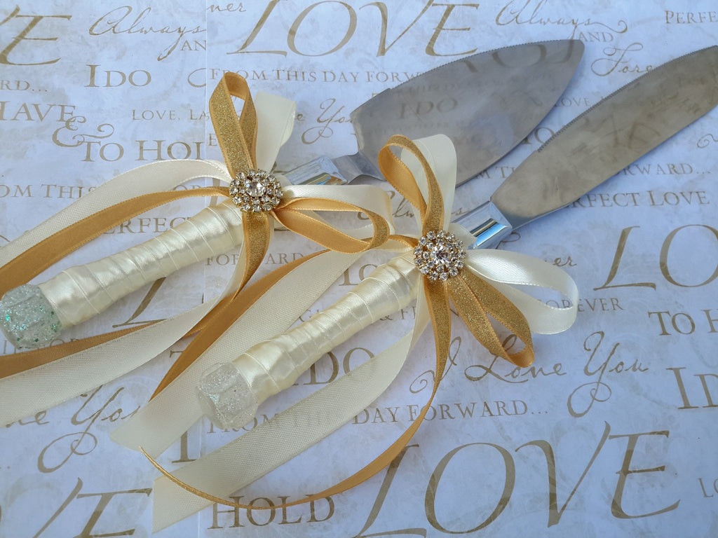 Wedding accessories cake server set