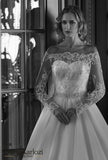 white Ivory lace wedding dress ball gown A-Line long sleeve