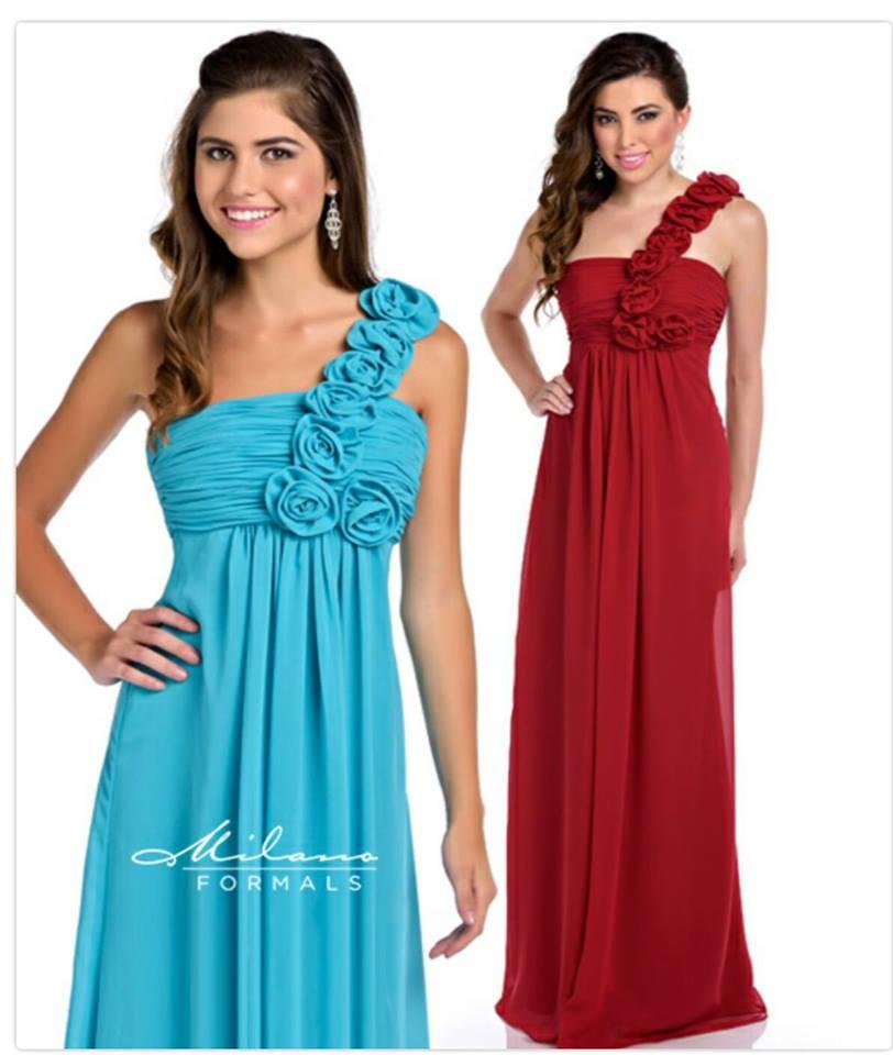 Chiffon lace long bridesmaid dress.