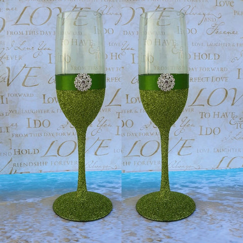 Wedding accessories 2 pcs champagne glasses