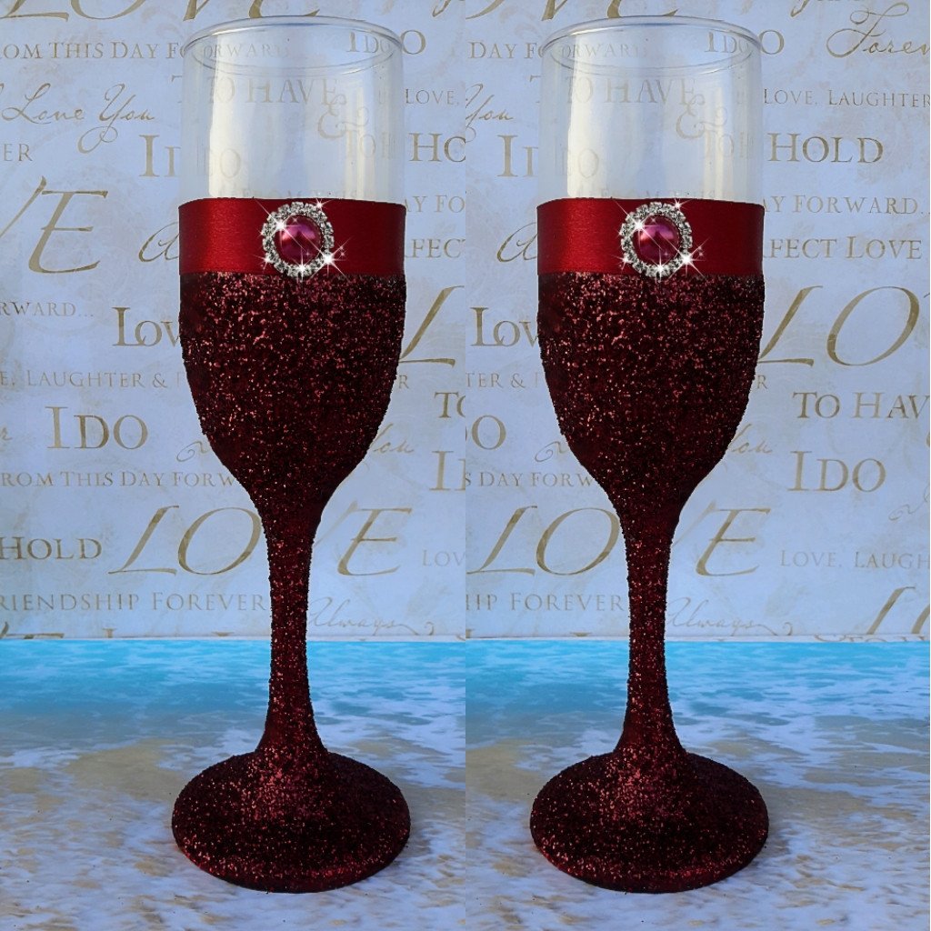 Wedding accessories 2 pcs champagne glasses
