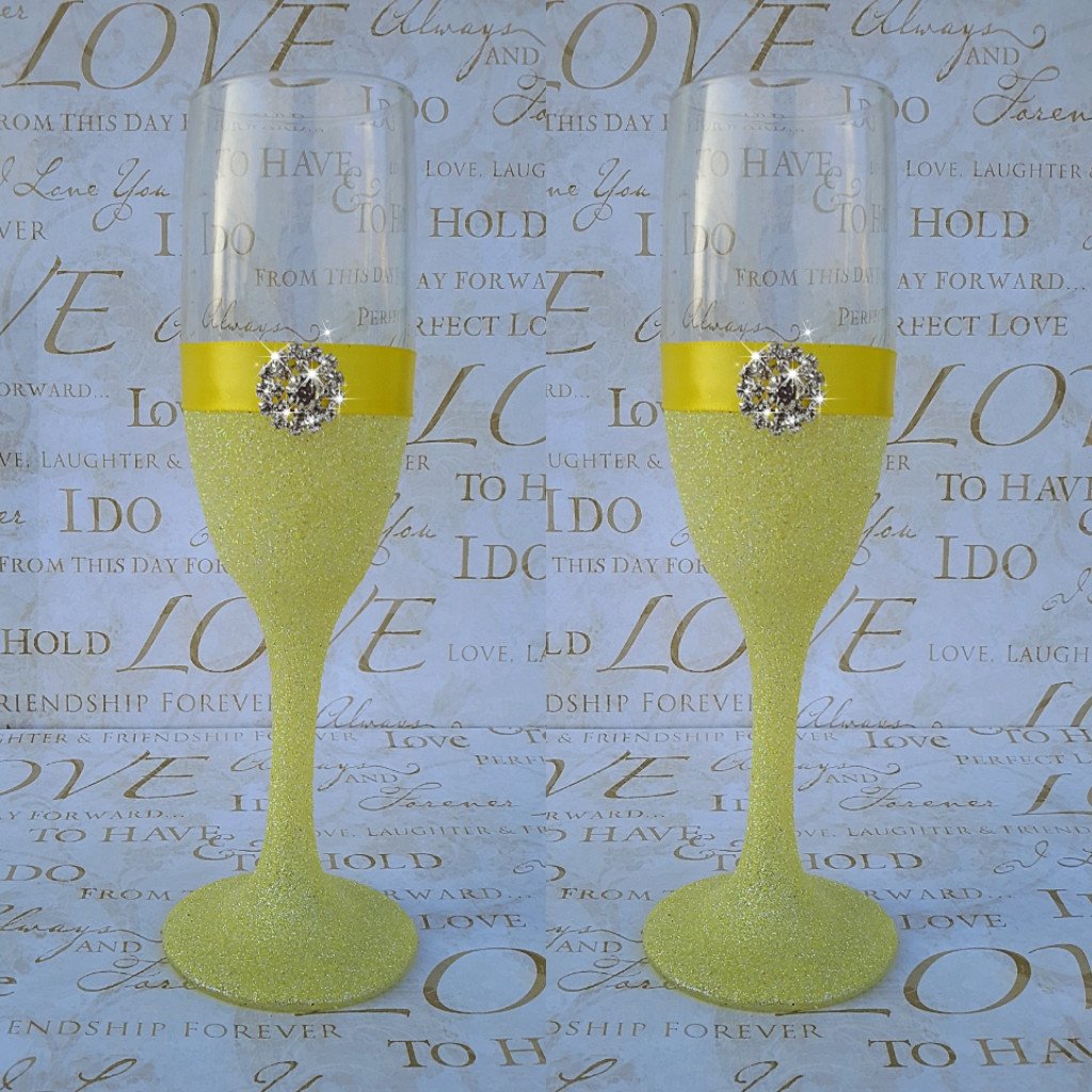 Wedding accessories 2 pcs champagne glasses