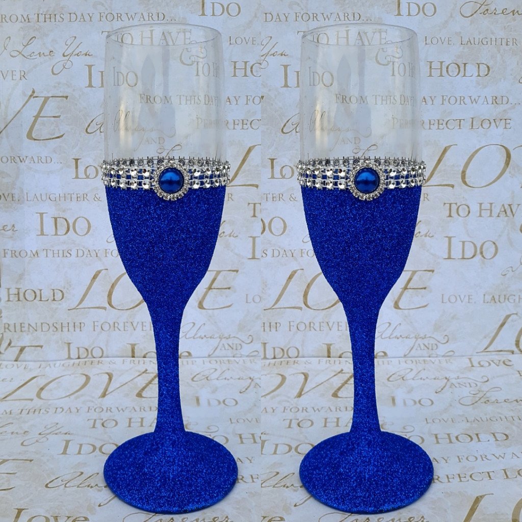 Wedding accessories 2 pcs champagne glasses