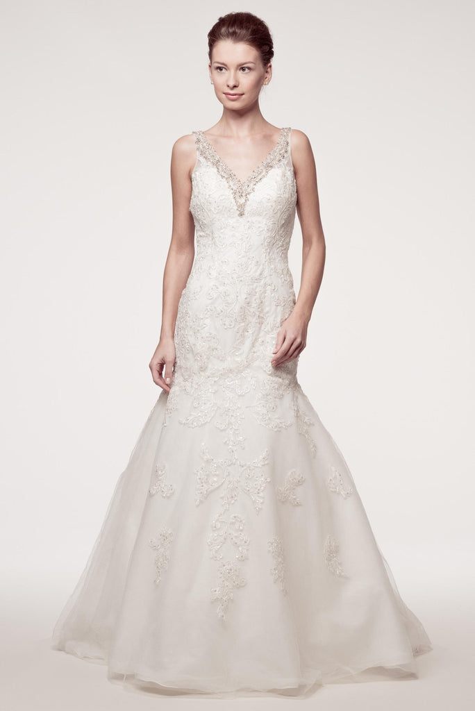 Wedding dress lace A-line ball gown SLEEVELESS, V-NECK, BACKLESS, TRUMPET