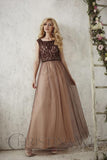 Chiffon lace long bridesmaid dress.