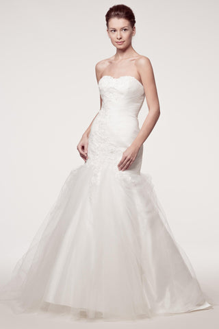 Wedding dress lace STRAPLESS, SWEETHEART, TRUMPET