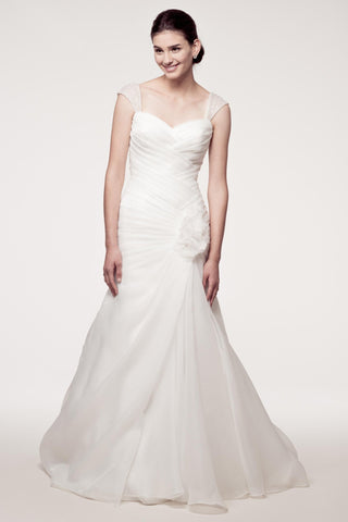Wedding dress lace CAP SLEEVE, SCOOP NECK,BACKLESS, TRUMPET