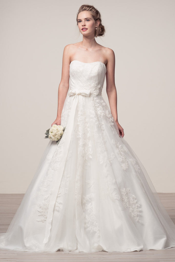 Wedding dress lace STRAPLESS, SWEETHEART NECK, A-LINE