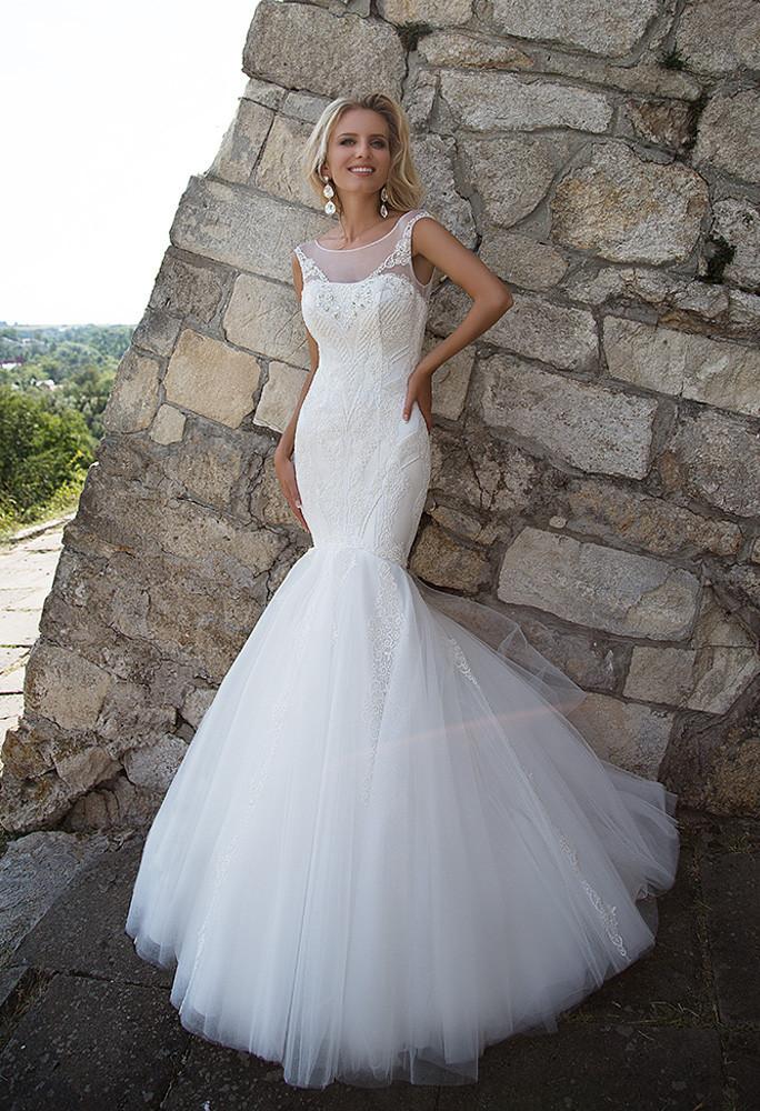 Lace tulle mermaid wedding dress