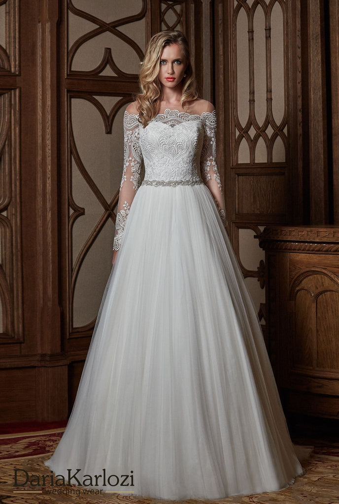 Ivory lace wedding dress ball gown A-Line