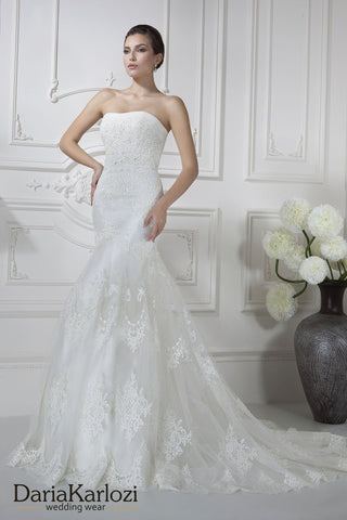 Lace tulle wedding dress trumpet mermaid strapless